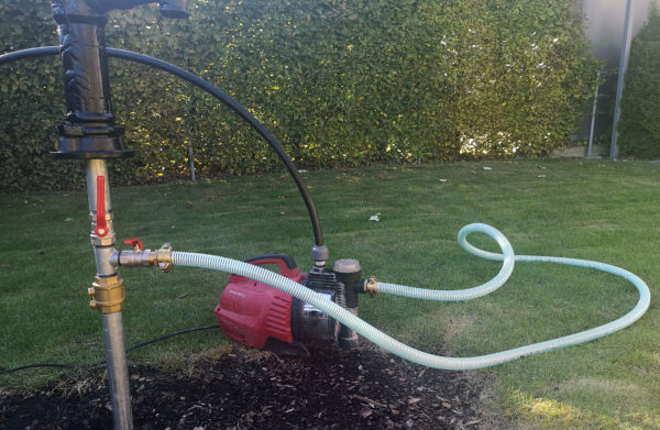 So baut man einen Rammbrunnen GartenbewässerungsRatgeber mit Doit