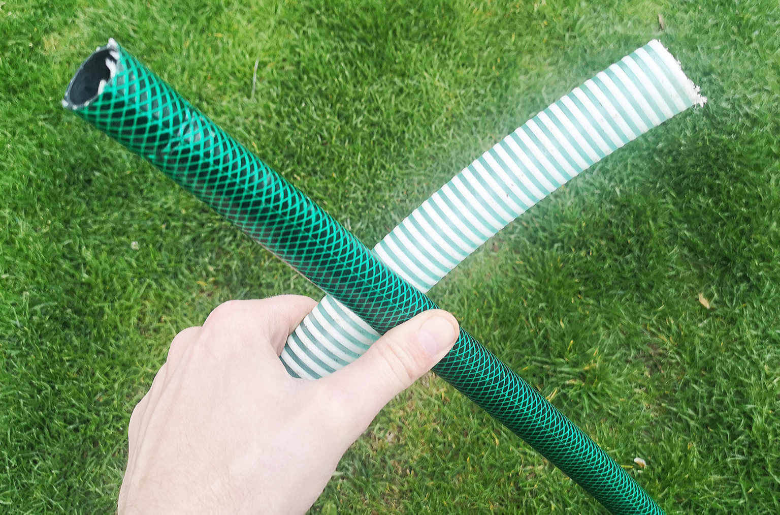 1/2 Zoll vs. 3/4 Zoll Gartenschlauch Wann benötigt man welchen und